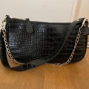 Clutch shoulder bag black chain croco